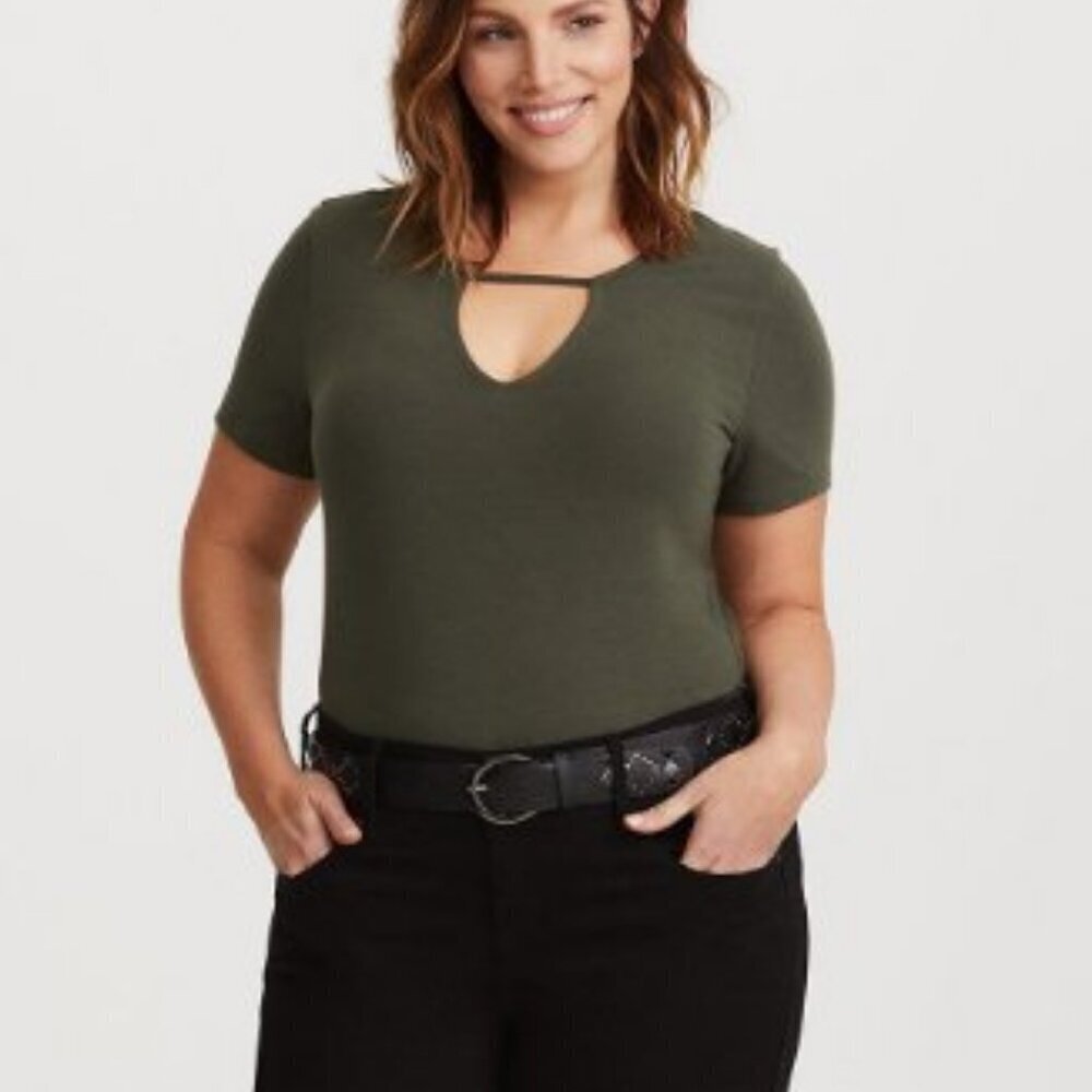 TORRID Foxy Crew Neck Keyhole Tee Olive Tee Size 1 - Picture 2 of 12